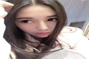 孙侨潞和刘美含合照